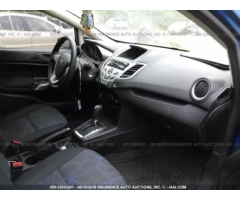 2011 FORD Fiesta SE - Изображение 6/10