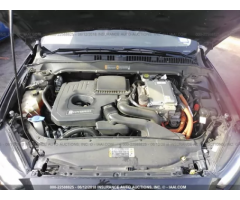 2015 FORD Fusion Titanium HEV - Изображение 9/10