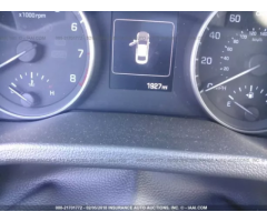 2017 Hyundai Elantra - Изображение 8/10