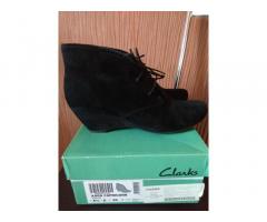 Ботинки замшевые Clarks 39 размера
