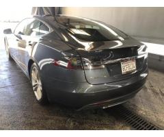 Tesla Model S 85 2014 г. - Изображение 2/11