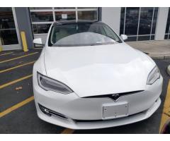 Tesla Model S 75D 2018 г. Новая