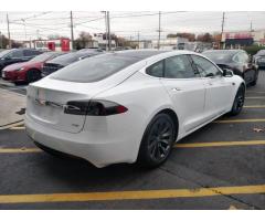 Tesla Model S 75D 2018 г. Новая - Изображение 4/8