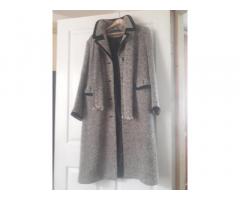 Продам шерстяное пальто в хорошем состоянии,  размер 46-48
