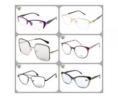 Носити окуляри - це не тільки засіб корекції зору, а й модний аксесуар