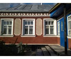 Продам будинок із земельною ділянкою (85 км від Києва)