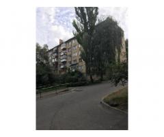 ПЕЧЕРСКАЯ ! Продам 2 к. квартиру Печерский спуск 13