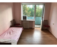 СВЯТОШИНО! Продам 2 к. квартиру Кучера 6