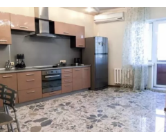 Продажа 2х комн. квартиры рядом с метро. Срибнокильская, 12