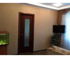 МИНСКАЯ! Продам 2 к. квартиру Вышгородская 24