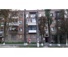 ДОРОГОЖИЧИ! Продам 2 к. квартиру Щусева 33