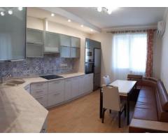 ЖИТОМИРСКАЯ! Продам 1 к. квартиру Победы 121А