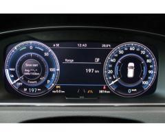 Volkswagen e-Golf SEL Premium 35.8KWh 2017 - Изображение 6/11