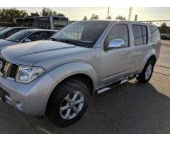 Nissan PathfinderNissan Pathfinder