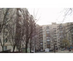 Оболонь. пр-т Оболонский д. 27-В. Кирпичный дом